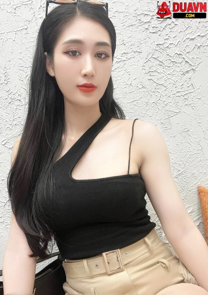 Bùi Thu Hằng – Gái dancer body ngon lộ clip nóng