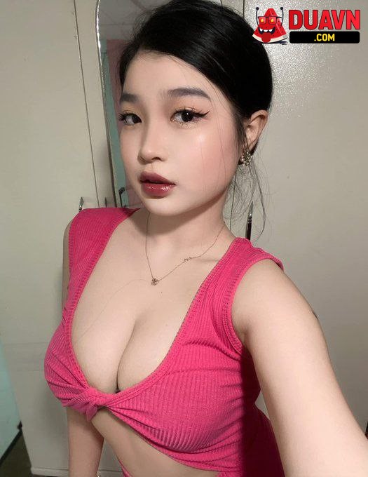 Em sinh viên ngọt nước lộ clip địt nhau với bạn trai