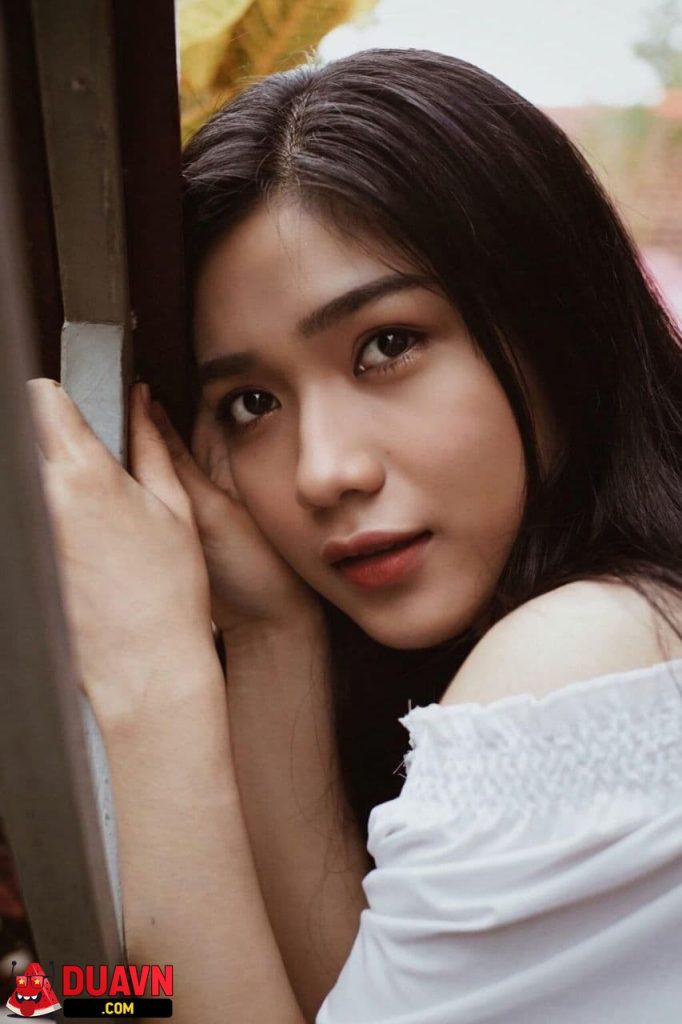 Trương Ngọc Trúc Quỳnh – Bú cu Tây