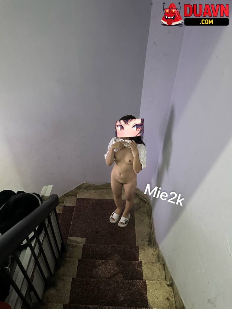 Mie2k – Cởi đồ hoà mình với thiên nhiên – 37 videos