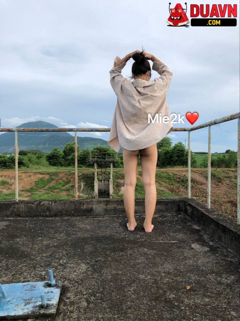 Mie2k – Cởi đồ hoà mình với thiên nhiên – 37 videos