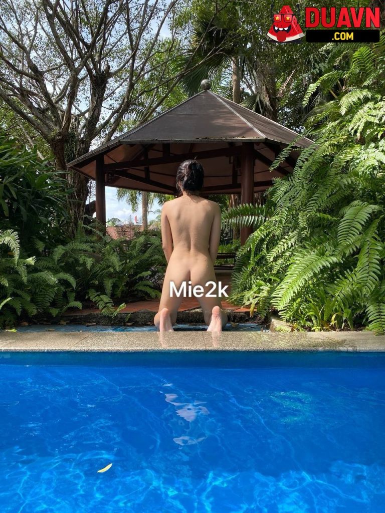 Mie2k – Cởi đồ hoà mình với thiên nhiên – 37 videos
