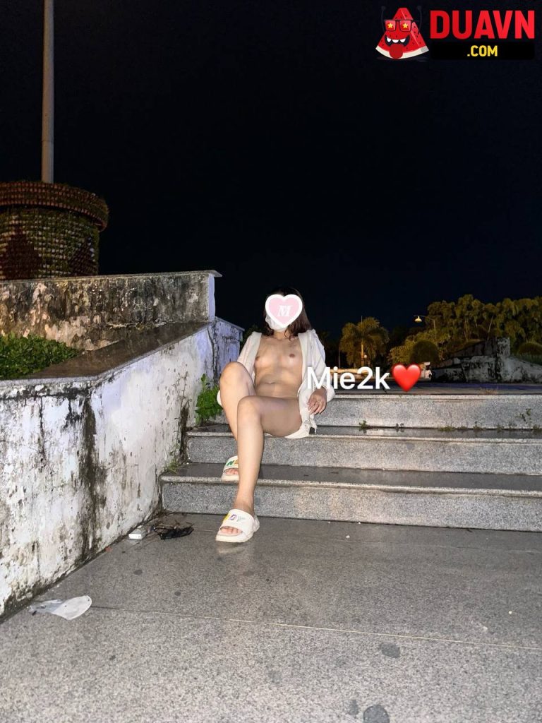 Mie2k – Cởi đồ hoà mình với thiên nhiên – 37 videos