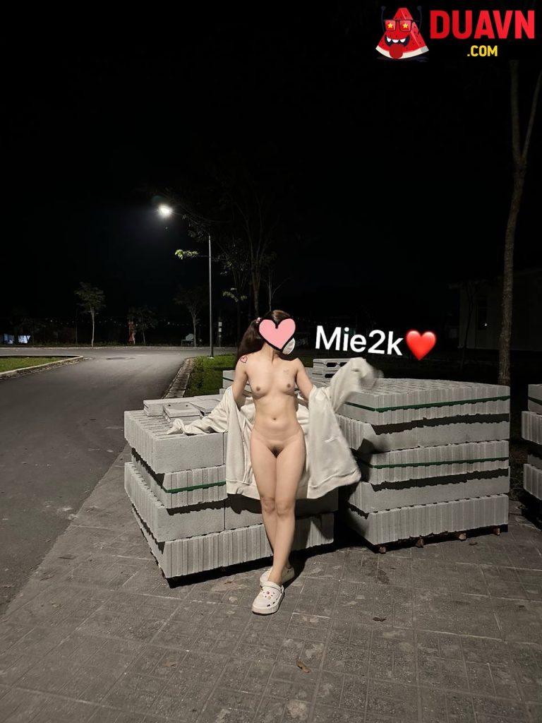 Mie2k – Cởi đồ hoà mình với thiên nhiên – 37 videos