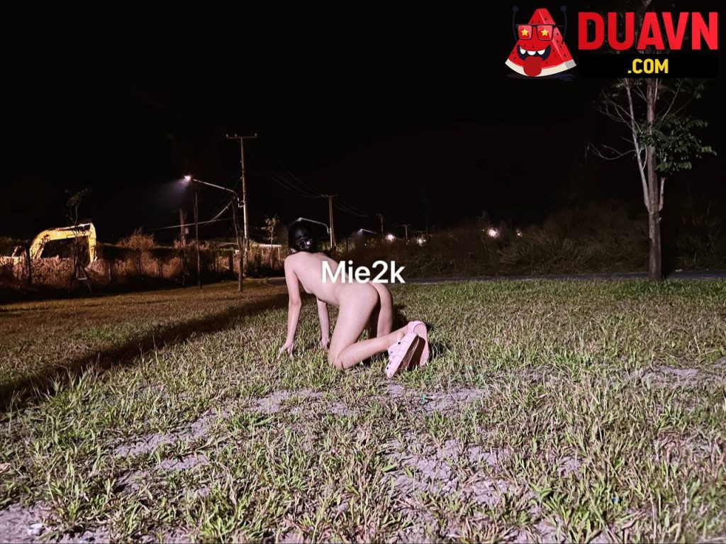 Mie2k – Cởi đồ hoà mình với thiên nhiên – 37 videos