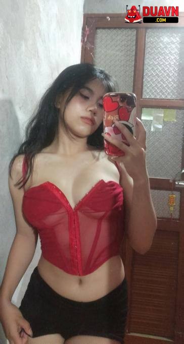 Em gái vùng cao da trắng vú to
