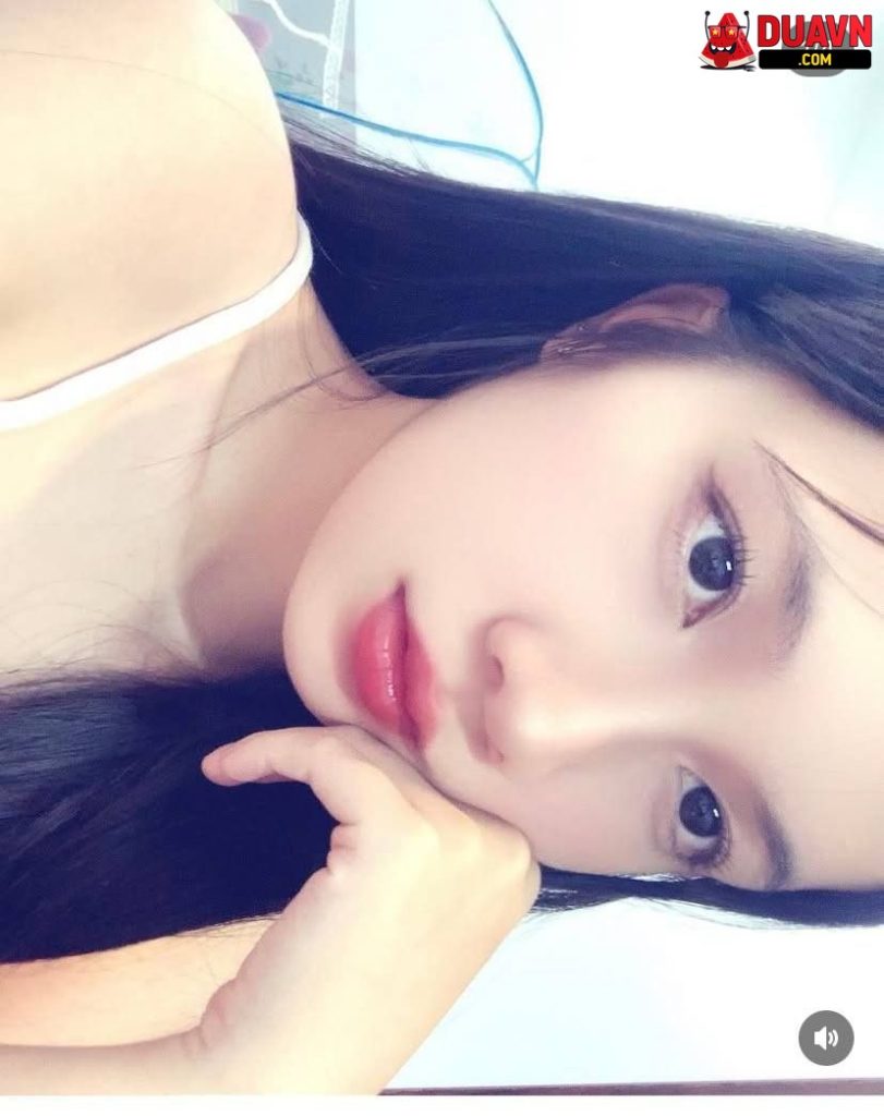 Đỗ Phương Anh – Lộ clip doggy với bạn trai