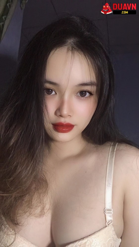 Hoàng Phương – Cô giáo mầm non Cà Mau lộ clip móc hàu siêu dâm