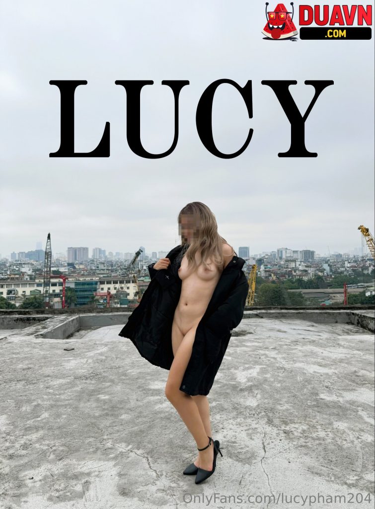 lucypham204 – Khoe thân chốn công cộng gạ địt trai trẻ