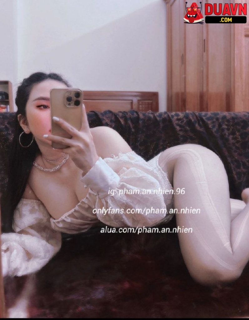 Phạm An Nhiên – Full clip em hot girl IG