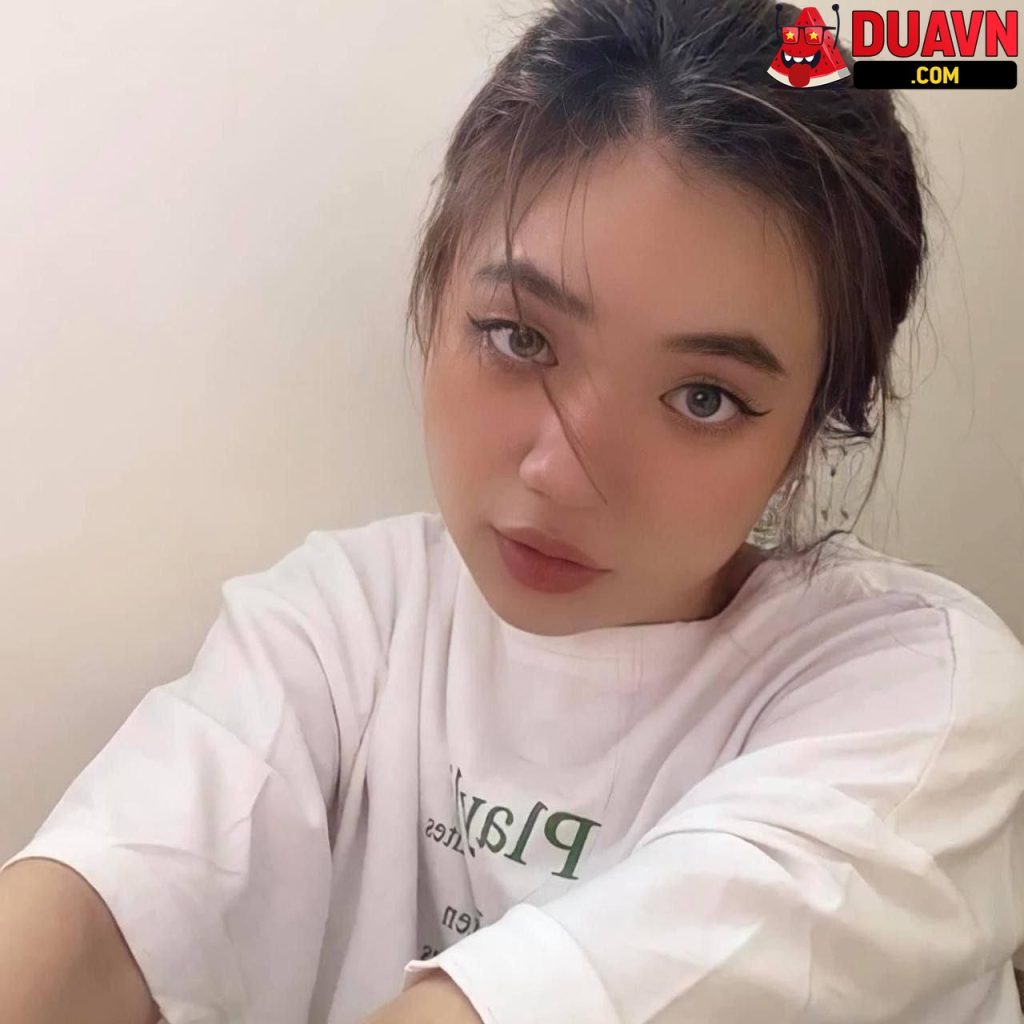 Em slave bị trói chân địt ná thở