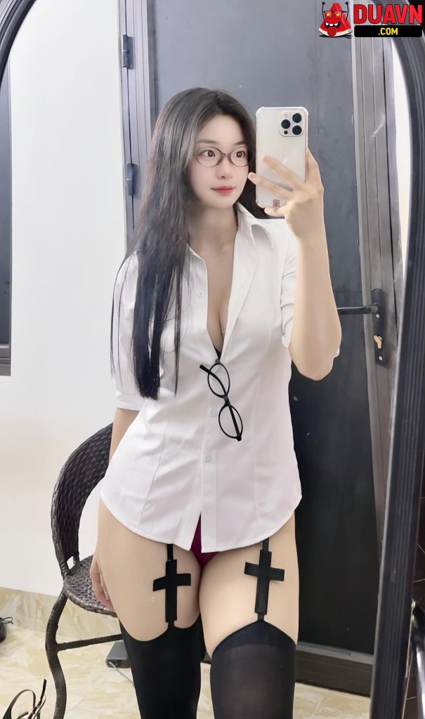 Jenny Phạm – Thu Thuỷ Land – Lộ clip nude