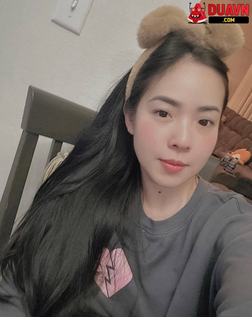 Vợ chồng tập đóng phim sex