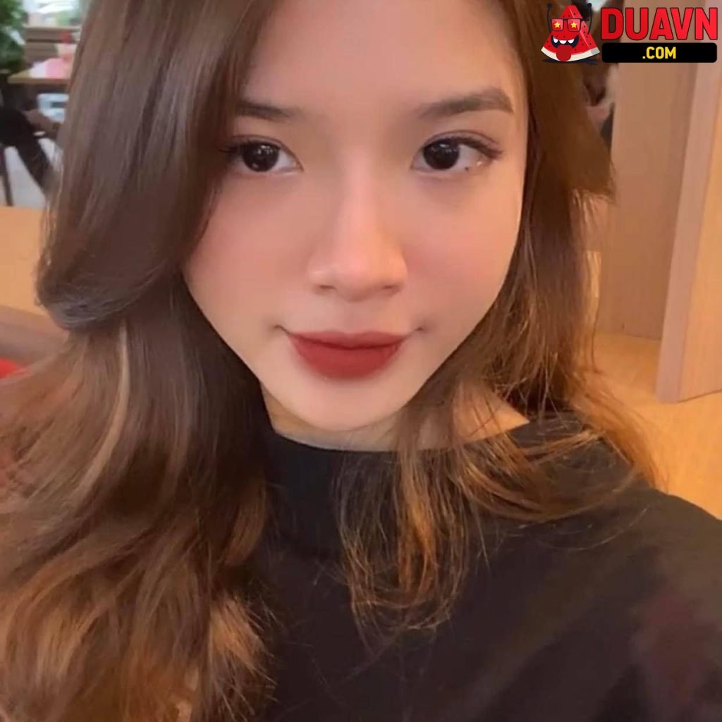 Có ghệ ngon bắt địt suốt ngày