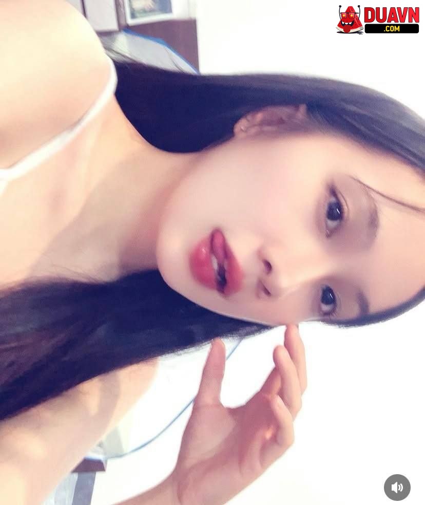 Đỗ Phương Anh – Lộ clip doggy với bạn trai