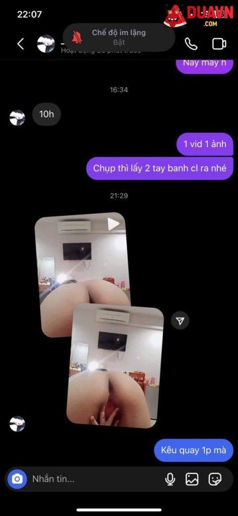 Chubby Ánh Bùi thủ dâm bị bạn tung lên mạng